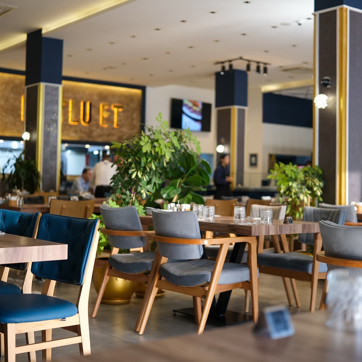 Mutlu Et et lokantası girişi ve servis alanı, Bursa Nilüfer Ataevler