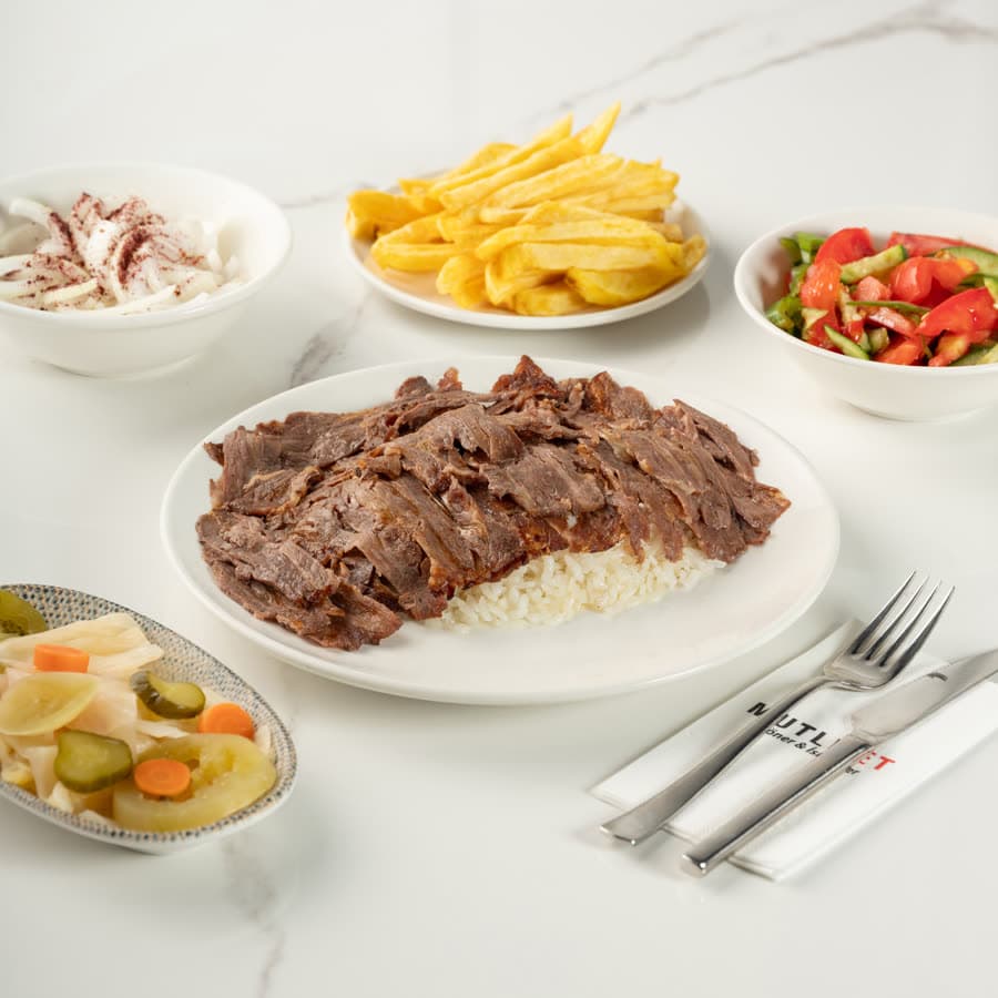 Mutlu Et pilav üstü döner